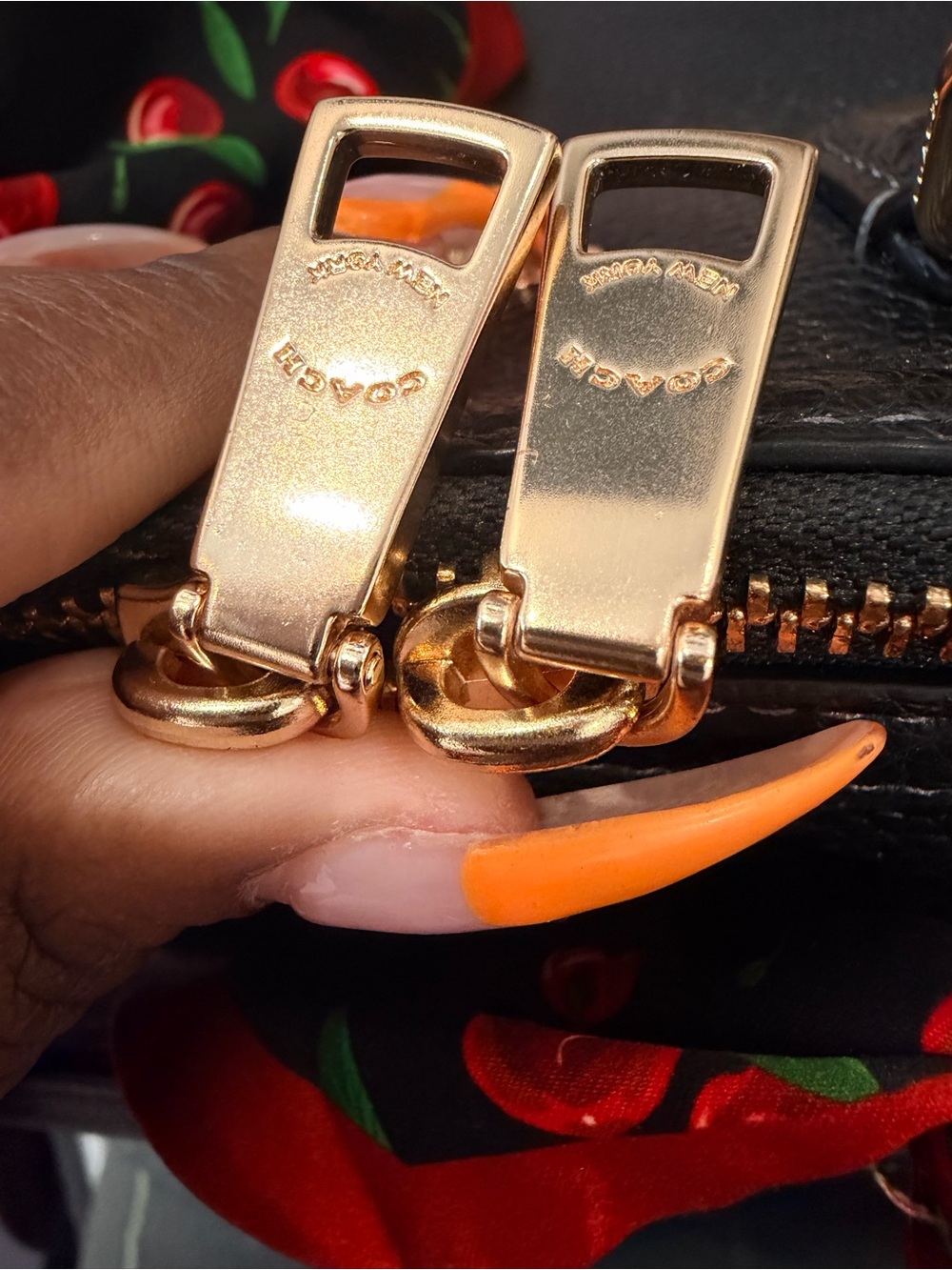 Coach Black Pebbled Leather Rowan - Picture 6 of 8